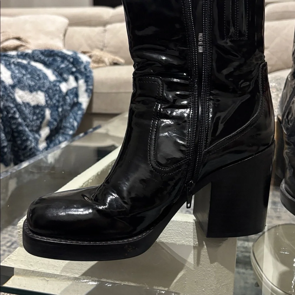 Jeffery Campbell Black Patent Chunky Heel Maxen Bootie Size 9.5